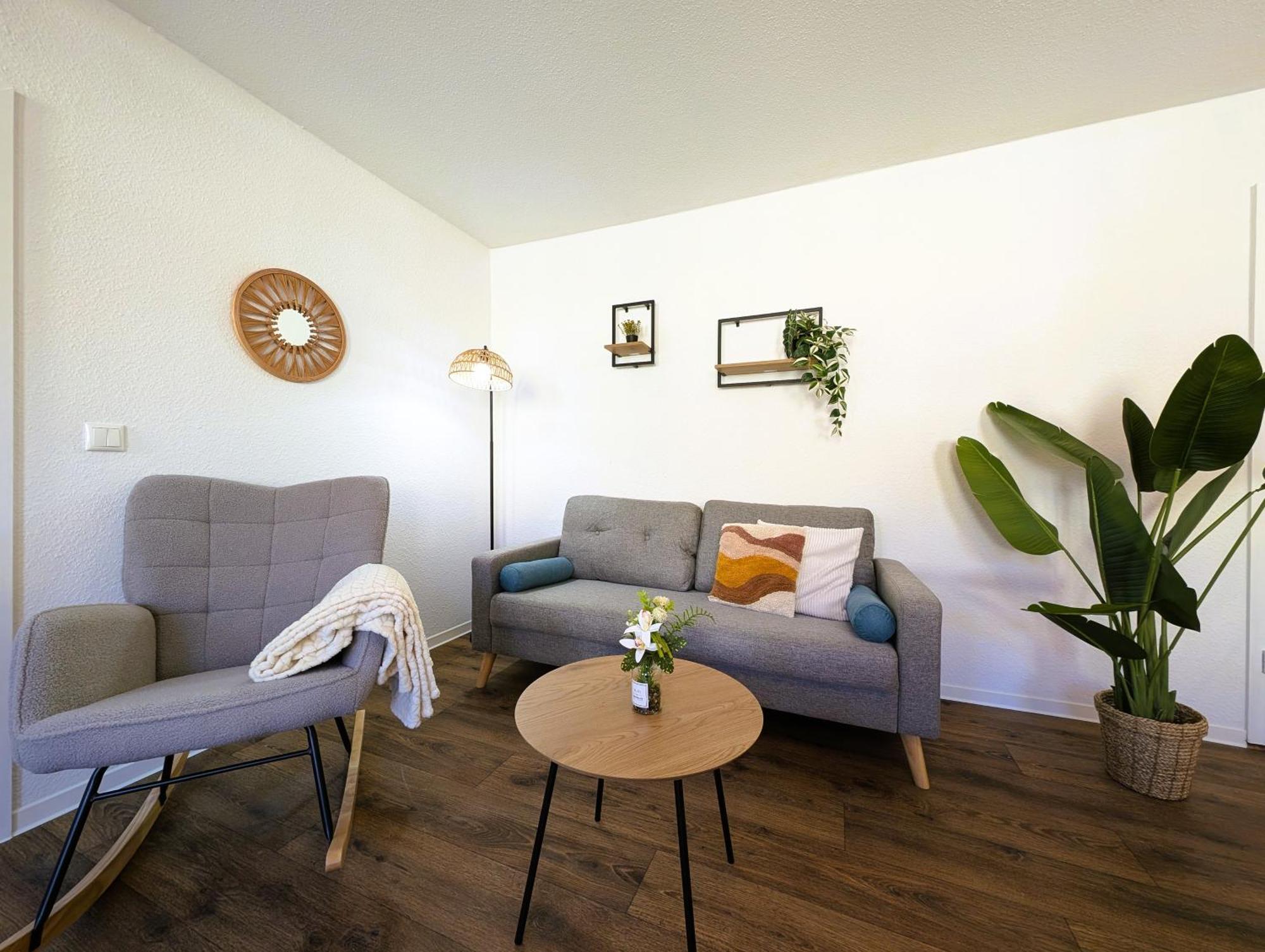 Bohnapartments - Topfmarkt Xxl Suiten - Neu In Top Zentrumslage, Vollausstattung, Wlan, Parkplaetze Ilmenau Exterior foto